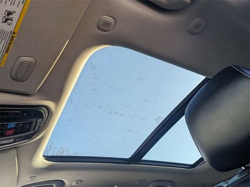 Certified 2022 Jeep Grand Cherokee Limited image 12