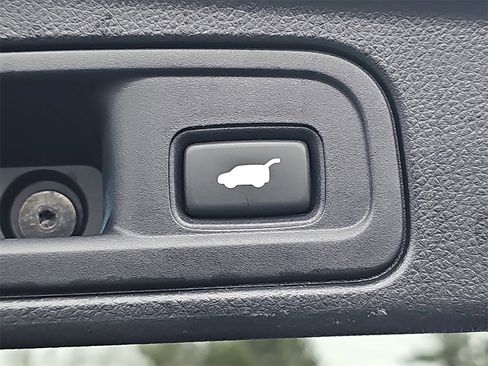 Used 2022 Honda Pilot TrailSport image 18