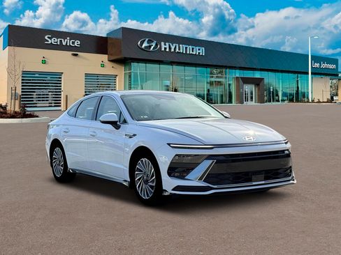New 2026 Hyundai Sonata SEL FWD image 11