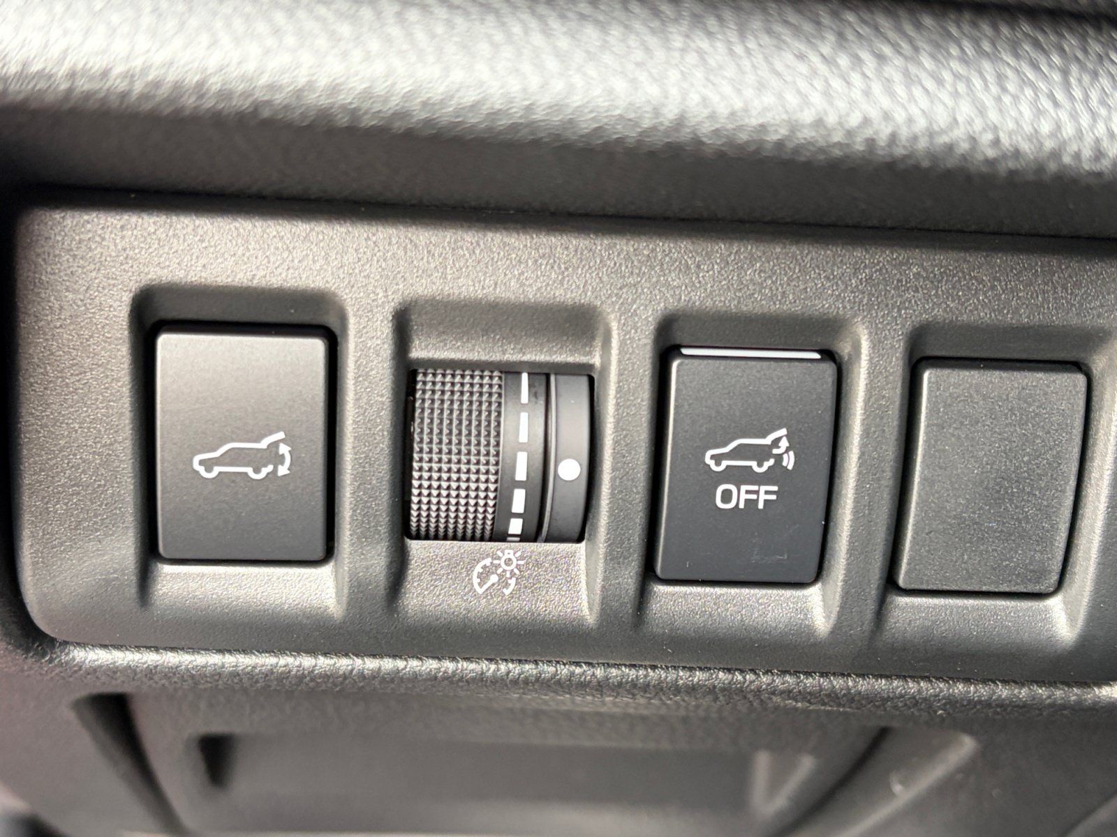 Certified 2025 Subaru Outback Premium AWD/4WD image 23