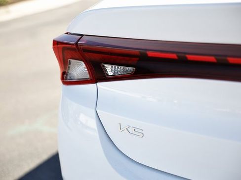 Used 2024 Kia K5 LXS image 8