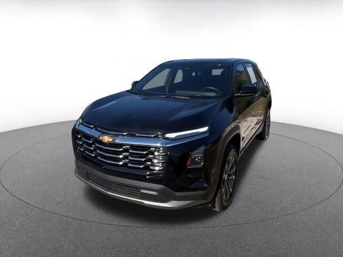 Used 2025 Chevrolet Equinox LT image 7