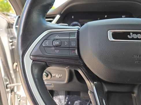 Used 2021 Jeep Grand Cherokee L Laredo AWD/4WD image 34