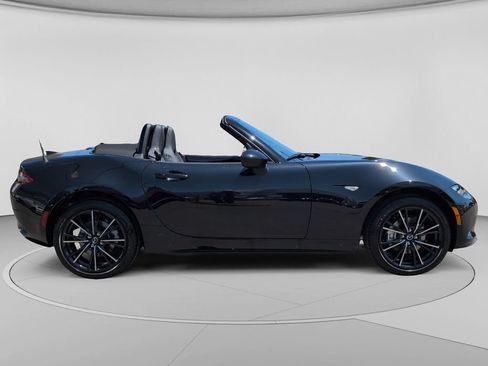 New 2026 MAZDA MX-5 Miata Grand Touring RWD image 16