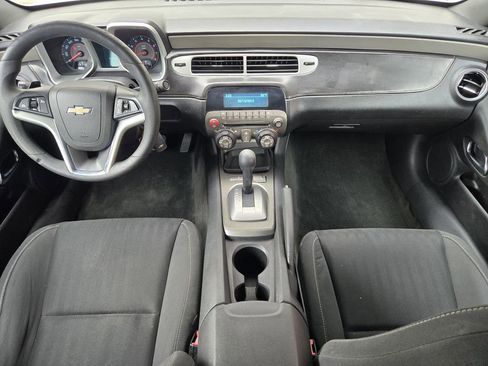 Used 2015 Chevrolet Camaro LS RWD image 17