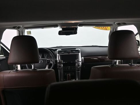 Used 2023 Toyota 4Runner Limited image 21