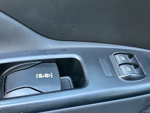 Used 2017 RAM ProMaster City Tradesman w/ Rear Back-up Camera Group FWD image 12