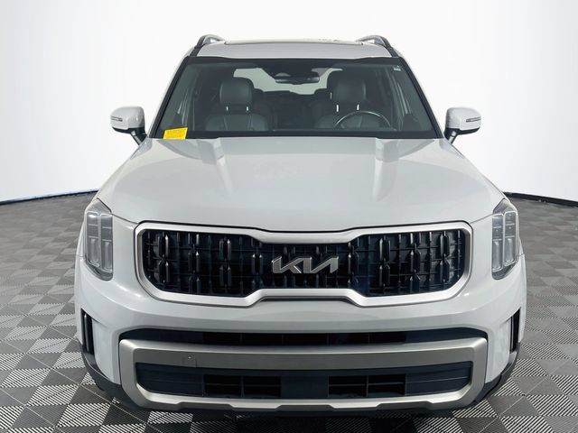 Used 2023 Kia Telluride EX X-Line AWD/4WD image 3