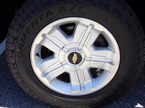 Used 2011 Chevrolet Silverado 1500 LT AWD/4WD image 15