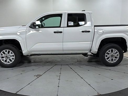 New 2026 Toyota Tacoma SR image 8