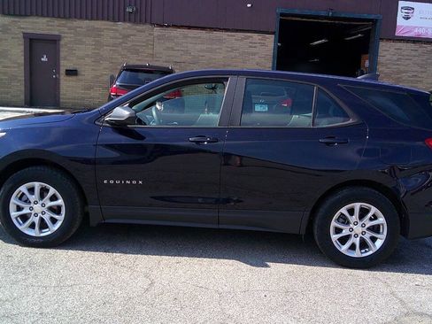 Used 2020 Chevrolet Equinox LS w/ LPO, Floor Liner Package FWD image 8