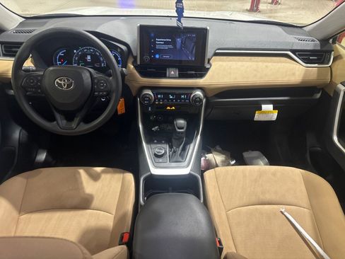 Certified 2025 Toyota RAV4 LE AWD/4WD image 41