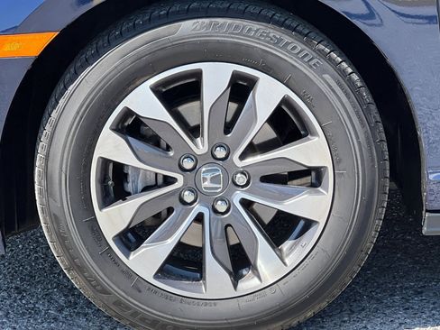 Used 2023 Honda Odyssey EX-L image 11