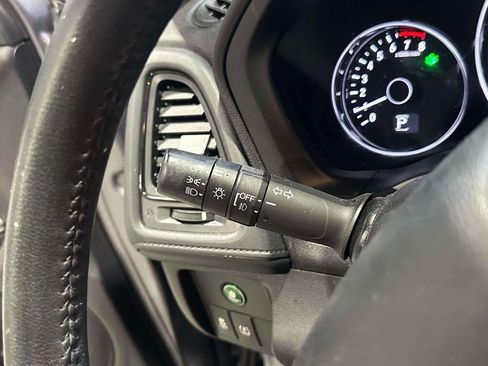 Used 2021 Honda HR-V Sport image 20