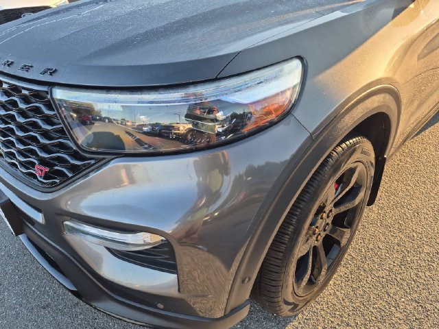 Used 2020 Ford Explorer ST w/ ST Street Pack AWD/4WD image 9