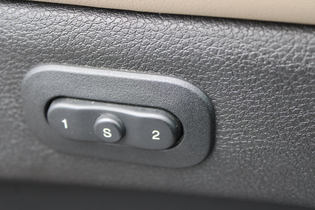 Used 2020 Dodge Durango GT RWD image 29