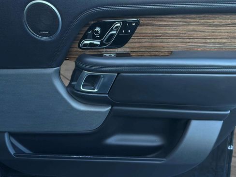 Used 2018 Land Rover Range Rover Long Wheelbase Supercharged image 44