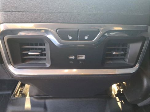 Used 2024 Chevrolet Silverado 1500 LTZ w/ LTZ Convenience Package II AWD/4WD image 15