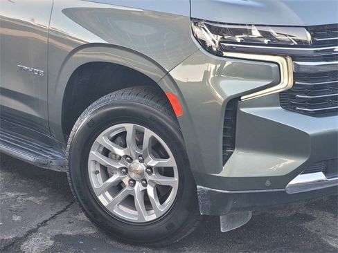 Used 2024 Chevrolet Tahoe LT image 3