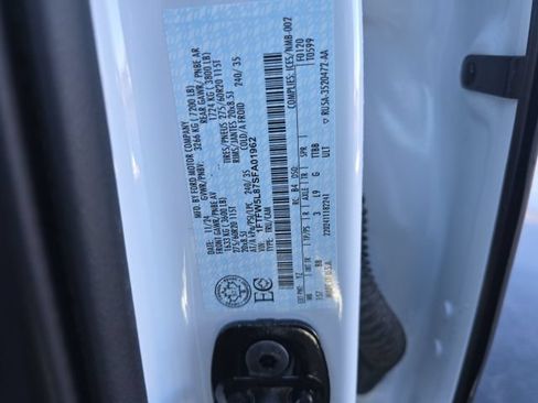 Certified 2025 Ford F150 Lariat AWD/4WD image 28