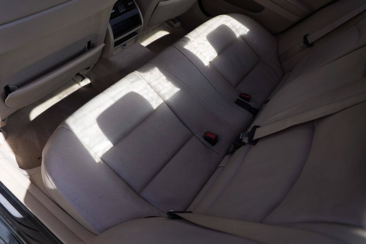 Used 2011 BMW 528i Sedan RWD image 10