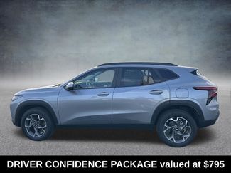 Used 2025 Chevrolet Trax LT w/ Driver Confidence Package video 2