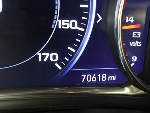 Used 2022 Chevrolet Traverse Premier image 14