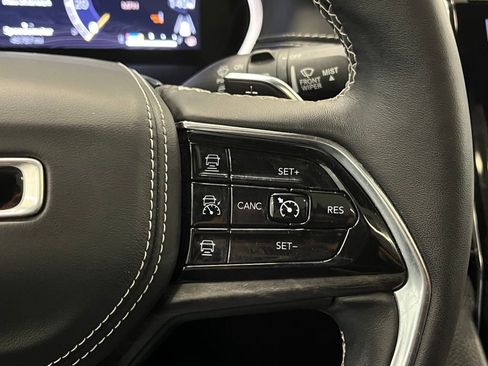 Used 2022 Jeep Grand Cherokee L Overland image 22