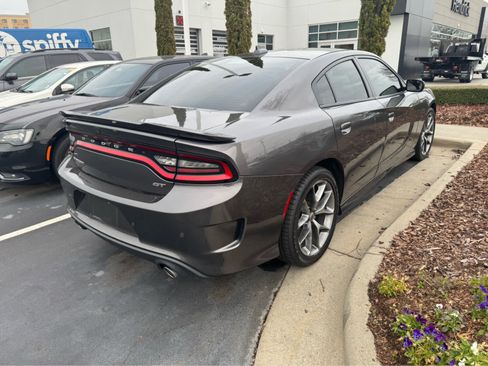 Used 2022 Dodge Charger GT image 6