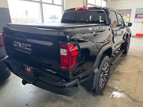 Used 2024 GMC Canyon AT4 w/ AT4 Premium Package image 5