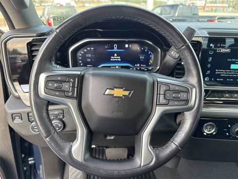 Used 2022 Chevrolet Silverado 1500 LT image 23