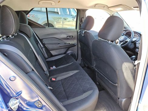 Used 2020 Nissan Kicks SV image 27