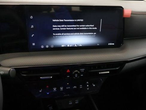 New 2026 Nissan Kicks SR w/ SR Premium Package image 17