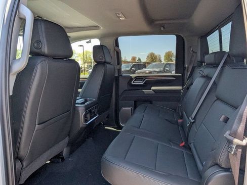 New 2026 GMC Sierra 3500 Denali w/ Denali Reserve Package AWD/4WD image 40