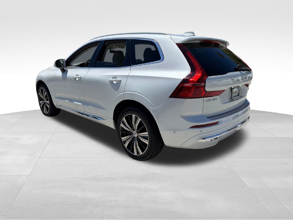 Used 2023 Volvo XC60 B5 Plus AWD/4WD image 5