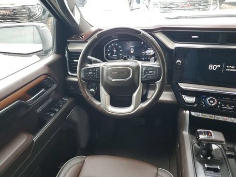 Used 2023 GMC Sierra 1500 Denali w/ Technology Package AWD/4WD image 13