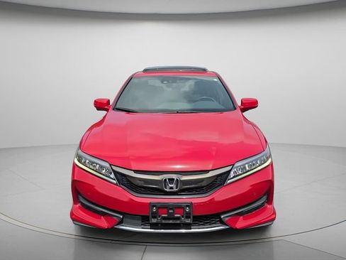 Used 2016 Honda Accord Touring image 4