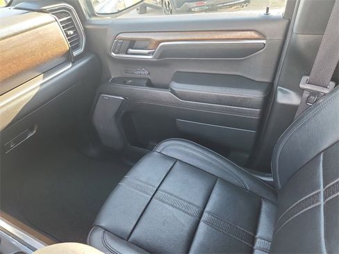 Certified 2024 Chevrolet Silverado 1500 High Country w/ Technology Package image 14