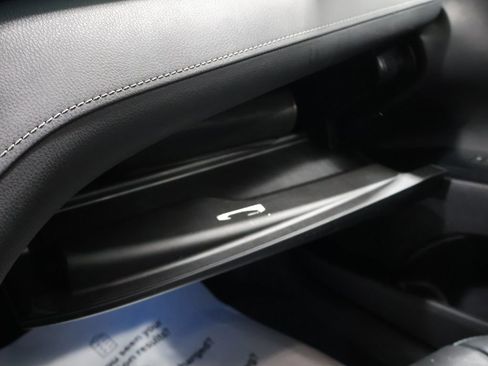 Used 2019 Toyota Camry XSE image 33