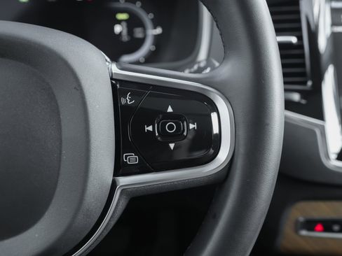 Used 2023 Volvo XC90 T8 Plus w/ Protection Package image 20