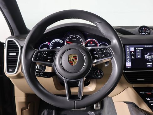 Used 2021 Porsche Cayenne GTS w/ Premium Package Plus image 42