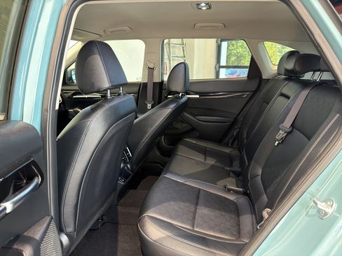 Certified 2024 Kia Seltos EX FWD image 20