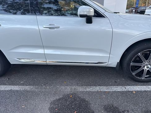 Used 2018 Volvo XC60 T5 Inscription w/ Convenience Package image 4