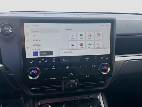 Used 2024 Lexus GX 550 w/ Cold Area Package AWD/4WD image 10