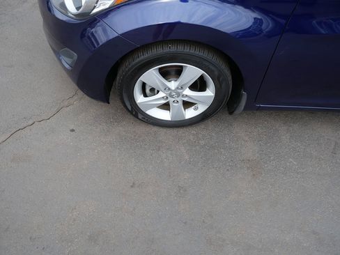 Used 2013 Hyundai Elantra GLS image 31