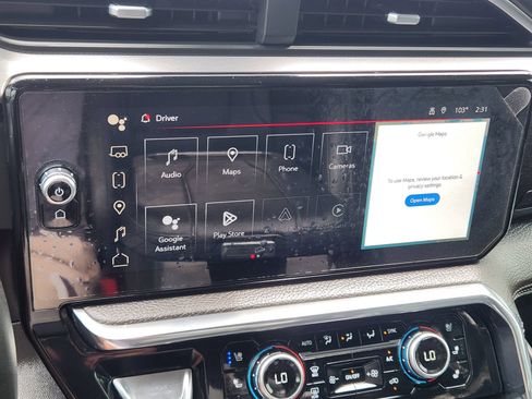 Used 2024 GMC Sierra 1500 Denali RWD image 18