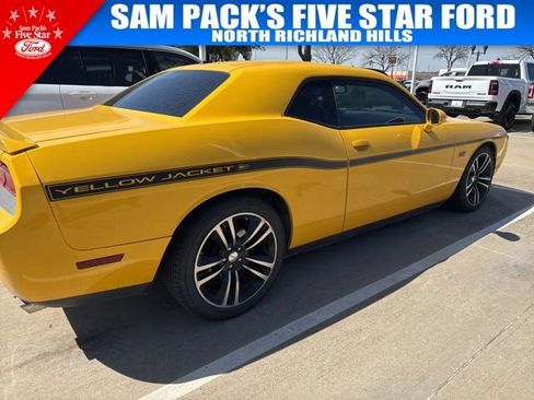 Used 2012 Dodge Challenger SRT8 Yellow Jacket w/ Premium Sound Group image 3