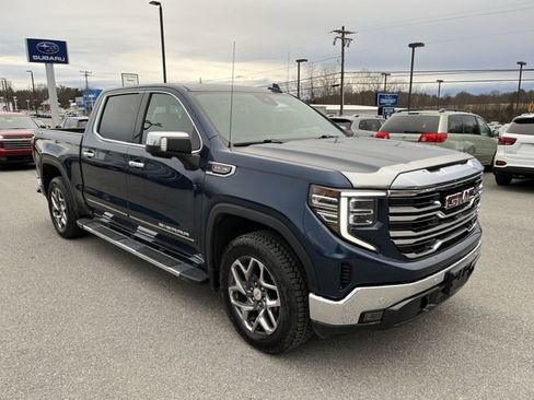 Used 2022 GMC Sierra 1500 SLT w/ SLT Premium Plus Package image 11