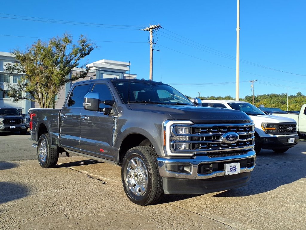 Used 2026 Ford F350 Lariat w/ Lariat Ultimate Package AWD/4WD image 1