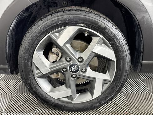 Used 2022 Hyundai Venue SEL image 66